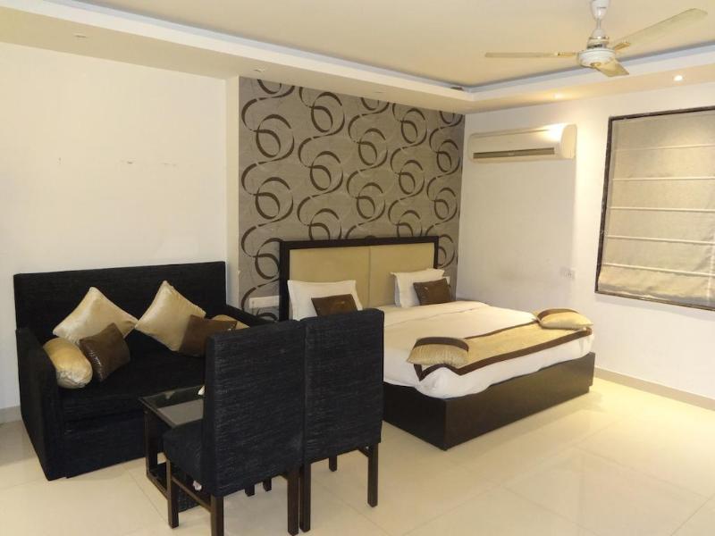 FabHotel B Continental Delhi  Exterior foto